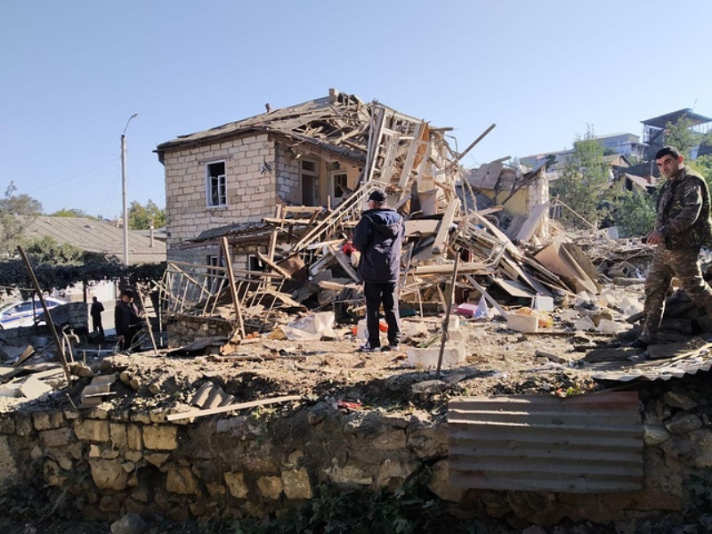 Ruševine nakon bombardovanja Stepanakerta
